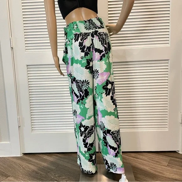 Maeve by Anthropologie The Saria Smocked Wide Leg Pants - Picture 4 of 6